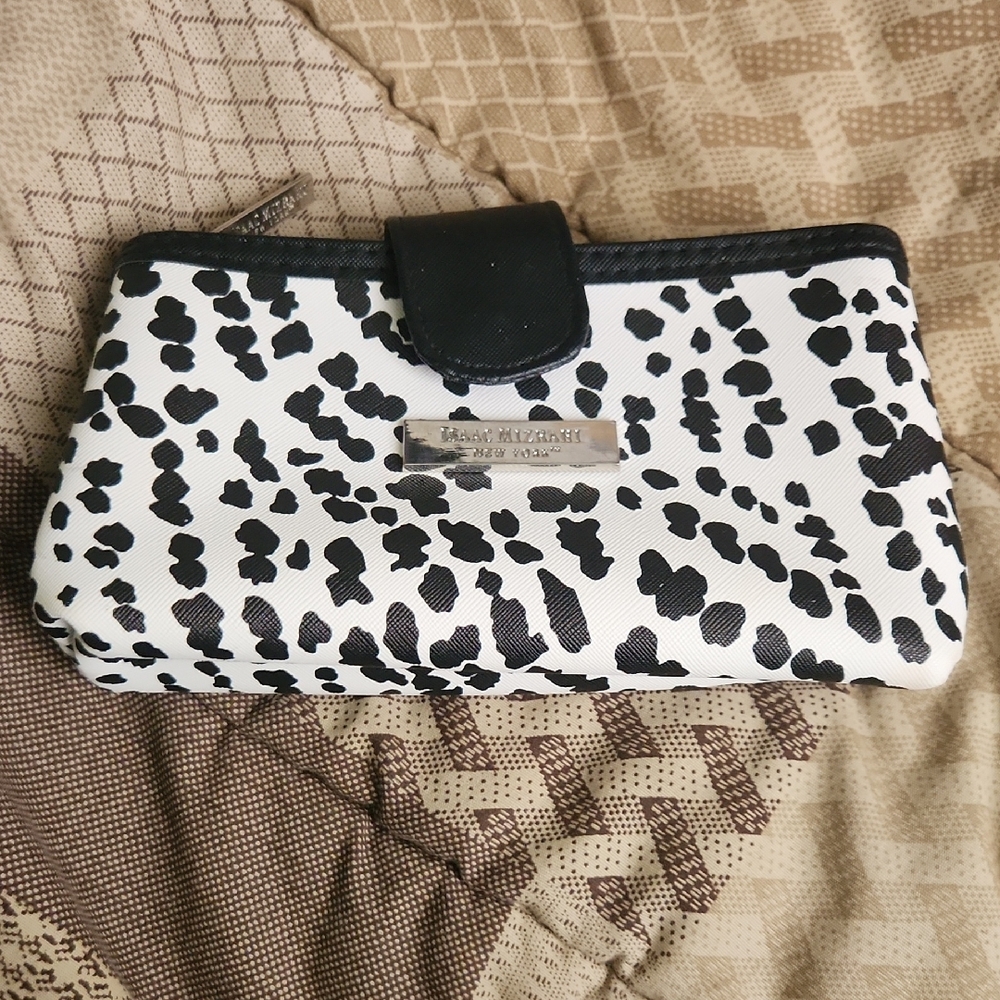 Black and White Women's Clutch Make-Up Bag